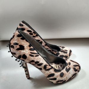 Sam Edelman Evan Leopard Pumps Women's sz 6M